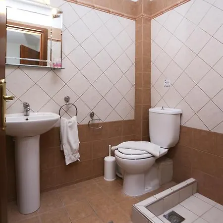 Apartment Katerina Potos