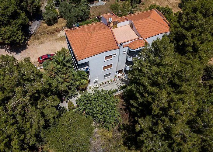 アパート Katerina